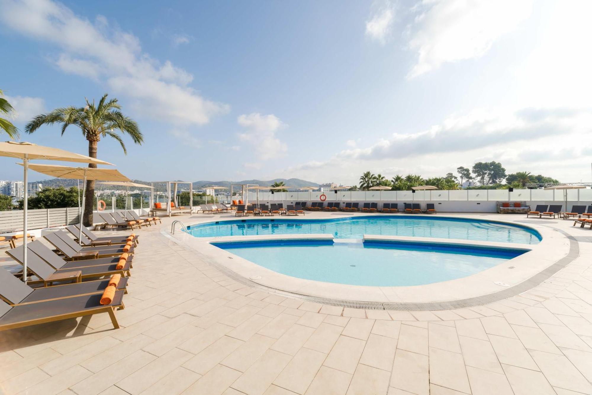 Thb Ocean Beach - Adults Only San Antonio  Luaran gambar